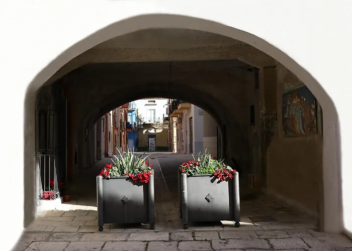 L'arco Sul Mare